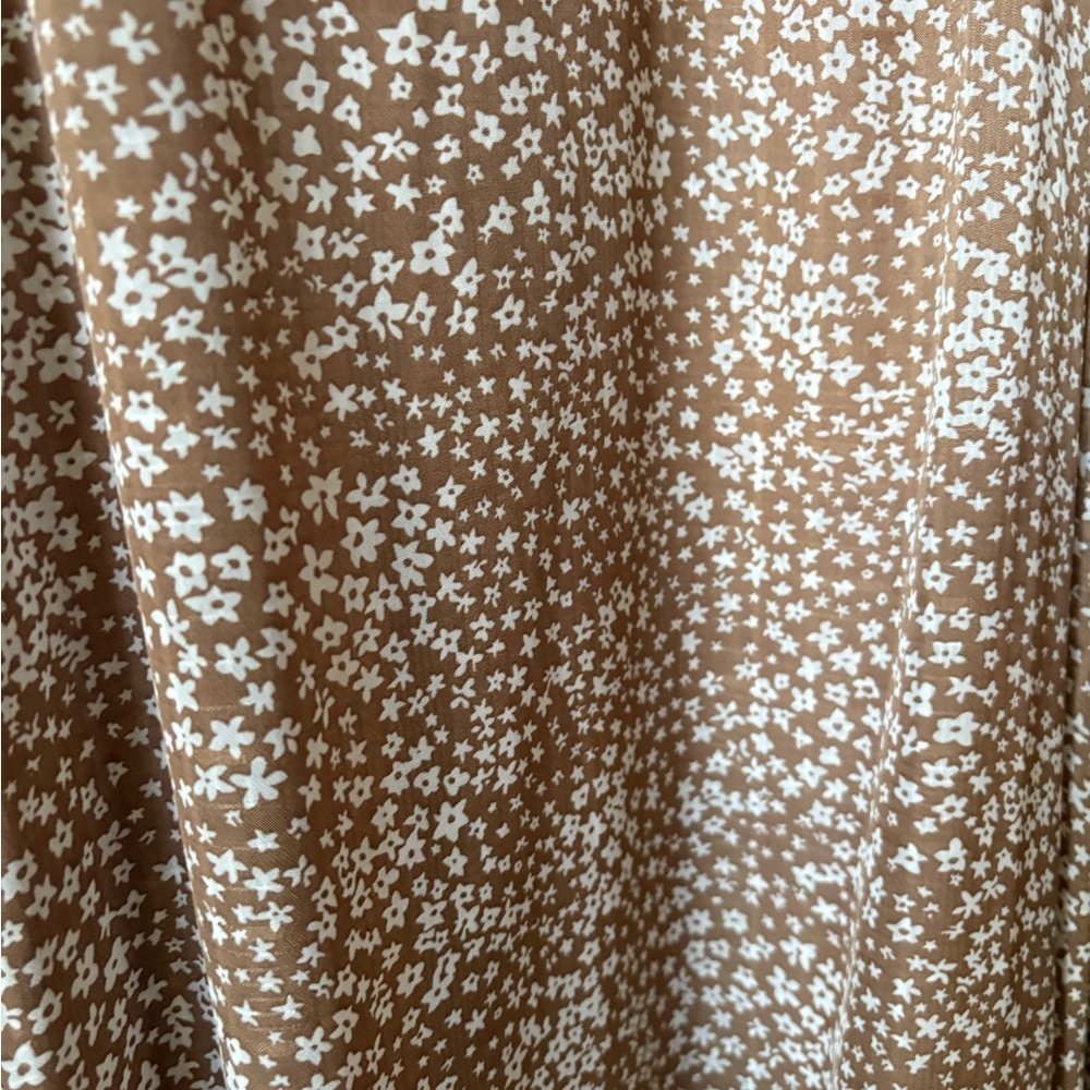 Flawless Brown and White Floral Maxi Dress - Picture 5 of 7